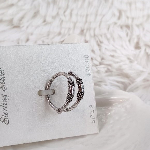 Sterling Silver Women’s Sz 8 Ring - Picture 6 of 7